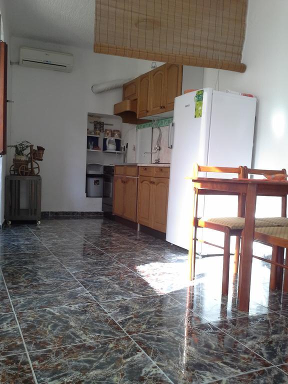 Apartment Pela