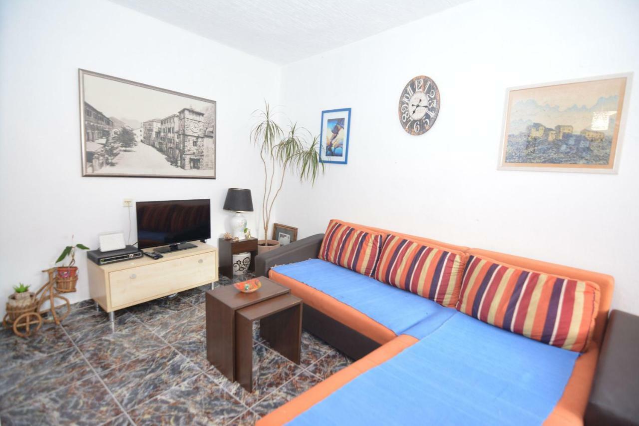 Apartment Pela Kotor